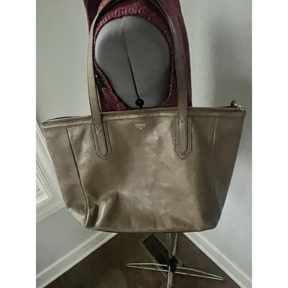 Fossil Rachel Taupe Leather Large Tote Bag Zip Top Shoulder Work Laptop Purse - Picture 2 of 16